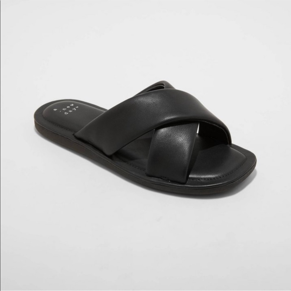 Women’s crossband slide sandals